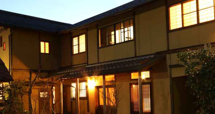 ภายนอกอาคาร Marucho Ryokan