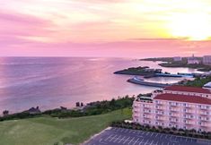 Nearby View and Attractions 5 BREEZE BAY OCEAN