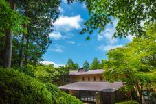 Others Diamond Hakone Society