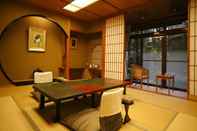 Ruang untuk Umum Kinosaki hot springs Sennennoyu Koman