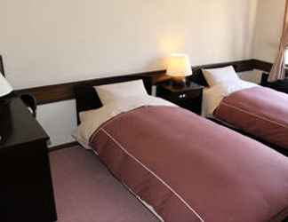 Bedroom 2 Resort Inn Largo