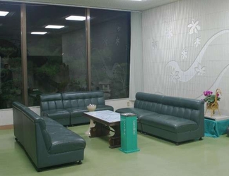 Lobby 2 Momijiya