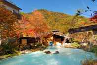 Swimming Pool  Awanoyu-Ryokan  Shirahone-Onsen Hot Springs