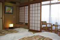 Bedroom Kasaoka Grand Hotel