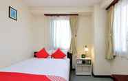 Kamar Tidur 7 New World Hotel