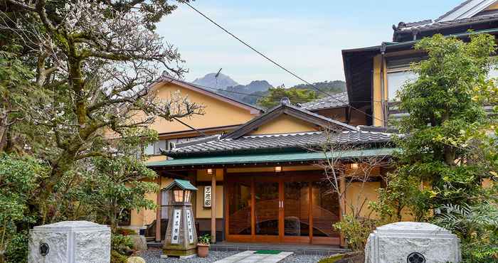 ภายนอกอาคาร Ryokan Sankeien