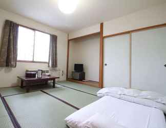 Bedroom 2 Tohokan