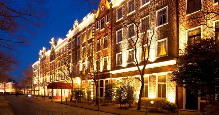 Bangunan Hotel Amsterdam (Huis Ten Bosch The Three Hotels)