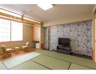 Bedroom 2 Beppu Hanamizuki