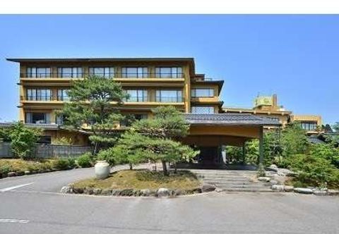 Luar Bangunan Kawakin