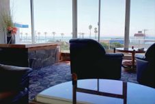 Bar, Cafe and Lounge Nangoku Hotel