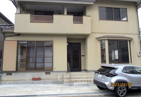 Others Come! Akae House