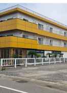 EXTERIOR_BUILDING GOLDEN BEACH HOTEL