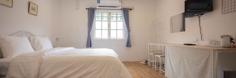 Others Hug Home Huaykaew