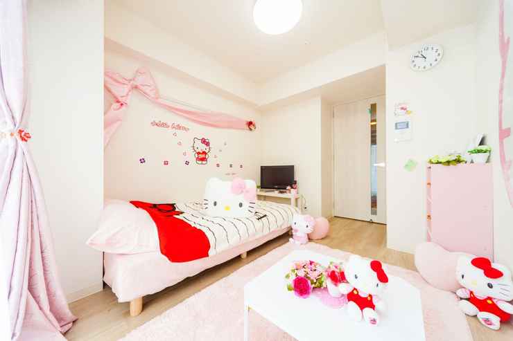 Hello Kitty And Game Apartment In Namba Part3 Pn401 Namba Japan