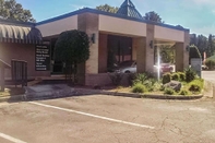 Exterior Red Roof Inn Petersburg - Fort Lee