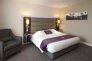 Bedroom 4 Premier Inn London Kingston Upon Thames