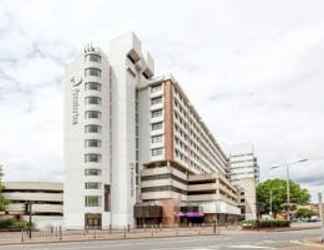 Exterior 2 Premier Inn London Kingston Upon Thames