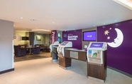 Lobby 7 Premier Inn London Kingston Upon Thames