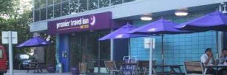 Bangunan Premier Inn London Wembley Park