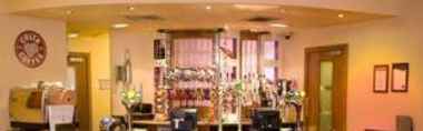 Bar, Kafe, dan Lounge 2 Premier Inn London Wembley Park