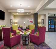 Bedroom 7 La Quinta Inn & Suites by Wyndham Kearney