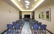 Ruangan Fungsional 4 Hilton Garden Inn Ras Al Khaimah