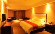 Kamar Tidur 2 Jinshuiwan International Hotel Guilin High Speed Railway North Station Branch