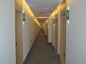 Others 4 GreenTree Inn