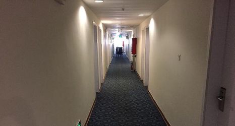 Lain-lain 2 7Days Inn Hotel (Qingdao Shandong Road Zhenning Overpass Bus Stop)