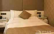 Kamar Tidur 3 Weidu International Hotel Datong