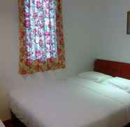 Others 2 Rose Cottage Hotel Taman Nusa Cemerlang