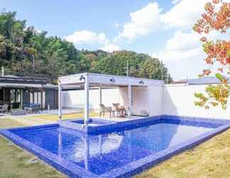 Lainnya 2 Mezzo All Suite Villas