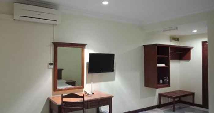 Lainnya The Upper Deck Hotel