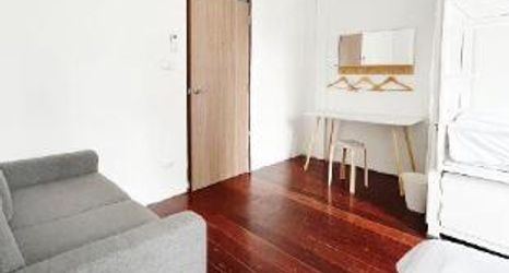 Others 2 Rotinis Hostel