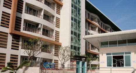 기타 2 Charoenkrung Place