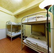 Khác 5 Kaohsiung Siziwan - Happy cape Dormitory Style Room for 4 with Shared Bathroom