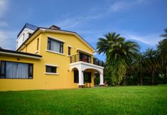 Others 5 Greenfield Villa