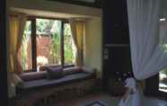 Others 4 Villa & Spa Bulan Madu