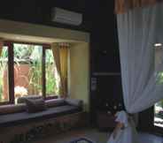 Others 4 Villa & Spa Bulan Madu