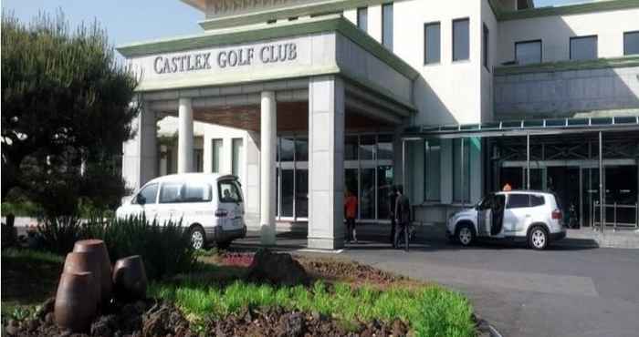 ภายนอกอาคาร Castlex Golf Villa