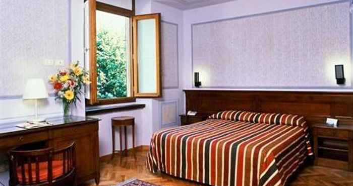 ห้องนอน Hotel Villa Aurora