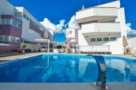 Swimming Pool Hotel ZaDaR