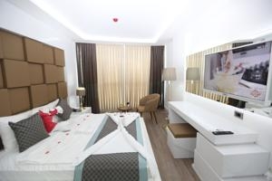 Phòng ngủ 4 Elips Royal Hotel & Spa