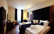 Kamar Tidur 5 FourSide Hotel Vienna City Center