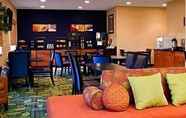 Others 7 Fairfield Inn & Suites Lansing West