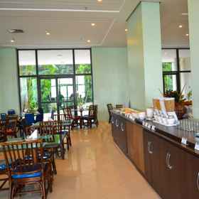 Buffet1Tropical Executive Hotel,CIGS动物园飯店