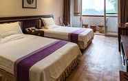 Bedroom 6 CTN Hotels