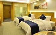 Kamar Tidur 3 Starin Hotel