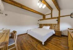 Others 6 Vienna Classic Hotel (Kunming Airport Resort Shop)